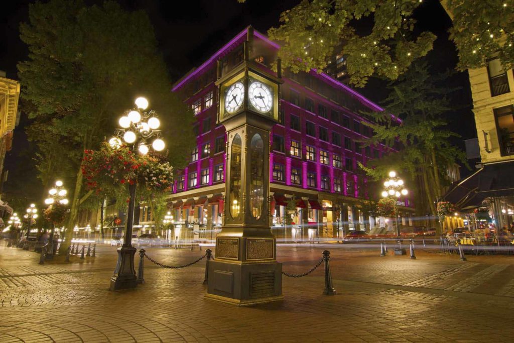 4115186 historic steam clock in gastown vancouver bc